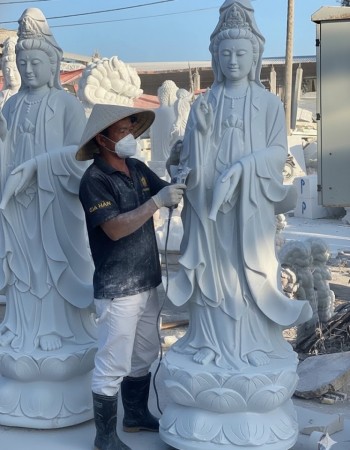 Tượng điêu khắc phật quan thế âm bồ tát đứng trên đài sen cao 1.9m T237