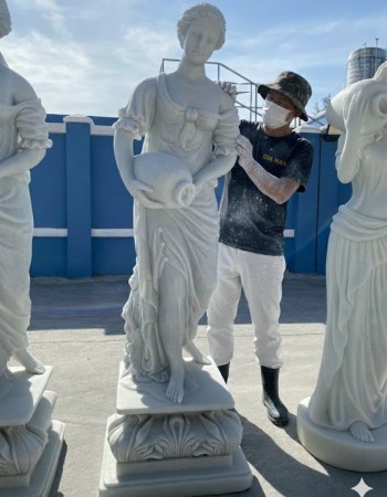 Tượng thiếu nữ Hy Lạp cầm bình nước đá trắng nguyên khối Cao 1.7m ngang 40cm dài 42cm T191