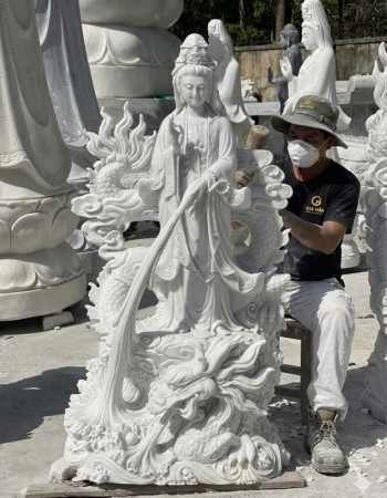 Tượng phật quan âm đứng Cao 1.35M ngang 70Cm dài 40Cm T165