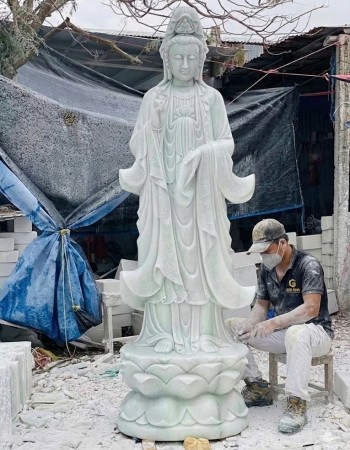 Phật quan âm tự tại đá trắng nguyên khối tự nhiên cao 3m  T242