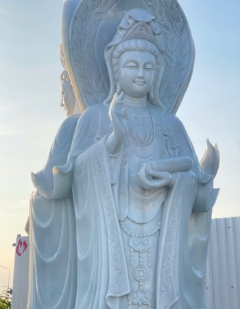 Tượng tam thế phật đá trắng cao 3.3m, ngang 1m T214