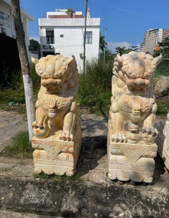 Cặp kỳ lân đá cẩm vân nguyên khối cao 1m2 ngang 44cm dài 70cm T010