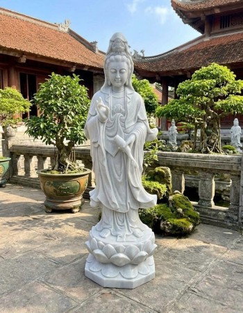 Tượng Phật Quan Thế Âm Bồ Tát bằng đá trắng tự nhiên nguyên khối, cao 1.2m T462
