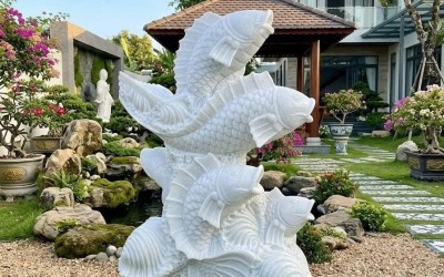 Top 5 Sự Thật Về Tượng Cá Chép Bằng Đá Trắng Nguyên Khối Khiến Đại Gia 