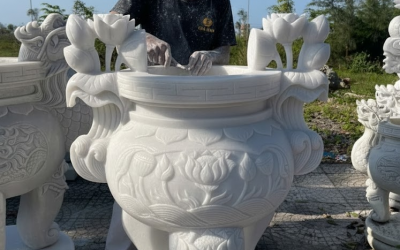 Top Những Mẫu Lư Hương Bằng Đá Trắng Tự Nhiên Nguyên Khối Bền Bỉ Bất Chấp Thời Tiết Khắc Nghiệt