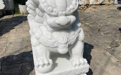 Nghệ Thuật Chế Tác Tượng Điêu Khắc Kỳ Lân Đá Trắng Nguyên Khối Thủ Công Truyền Thống