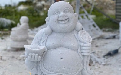 Hướng dẫn chọn và đặt đá mỹ nghệ tượng di lặc chuẩn – uy tín và bền đẹp