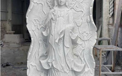 TƯỢNG ĐIÊU KHẮC QUAN ÂM ĐÁ TRẮNG NGUYÊN KHỐI - BIỂU TƯỢNG TỪ BI VÀ NGHỆ THUẬT TRUYỀN ĐỜI  