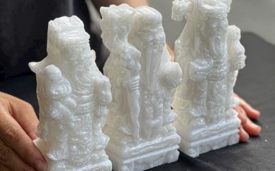 Tượng Tam Đa Phúc Lộc Thọ Đá Trắng Là Gì? Ý Nghĩa Phong Thủy & Giá Bao Nhiêu