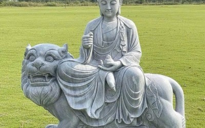 Top 5 Lý Do Tại Sao Nên Chọn Tượng Phật Địa Tạng Bằng Đá Tự Nhiên Thay Vì Các Chất Liệu Khác