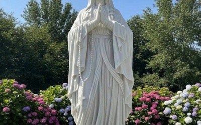 Top 10+ Mẫu Tượng Chúa Điêu Khắc Đá Trắng Tự Nhiên Nguyên Khối Đẹp Nhất 2026