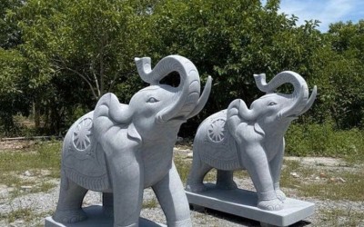 TƯỢNG VOI ĐÁ TRẮNG NGUYÊN KHỐI – BIỂU TƯỢNG SỨC MẠNH VÀ SỰ QUYỀN LỰC, ĐẠI DIỆN CHO MAY MẮN, TÀI LỘC.