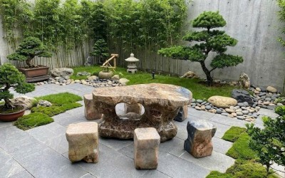 Bàn Ghế Đá Tự Nhiên Nguyên Khối – Điểm Nhấn Đẳng Cấp Cho Sân Vườn