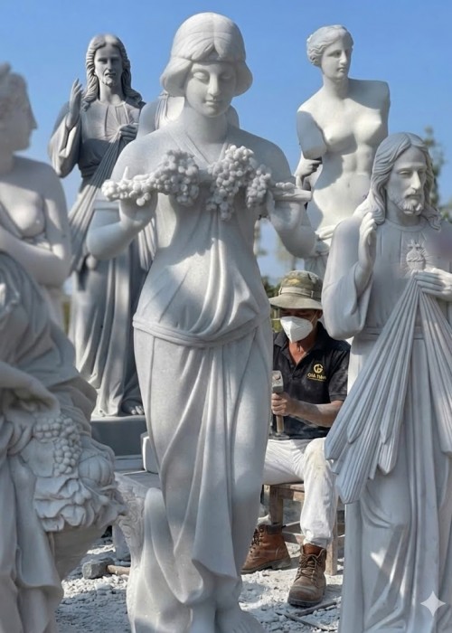 Tượng nữ thần nông sản đá trắng nguyên khối cao 1.9m, ngang 50cm, dài 60cm T183