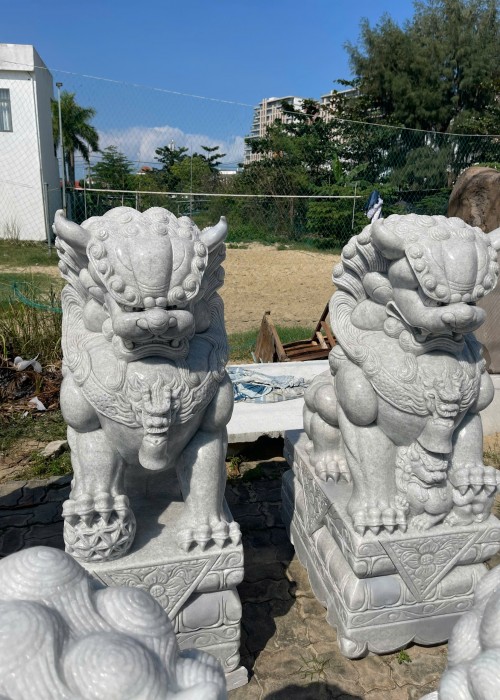 Cặp kỳ lân đá trắng xanh nguyên khối cao 1m4, ngang 50cm, dài 78cm T112