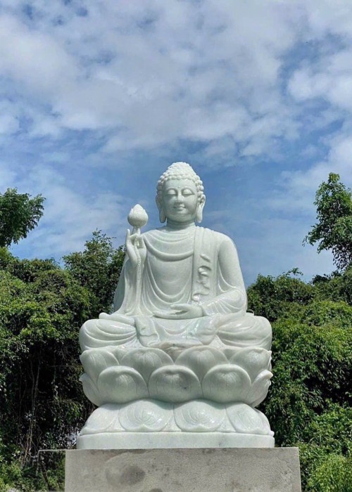 Tượng phật thích ca ngồi đá trắng nguyên khối cao 1.5m T272