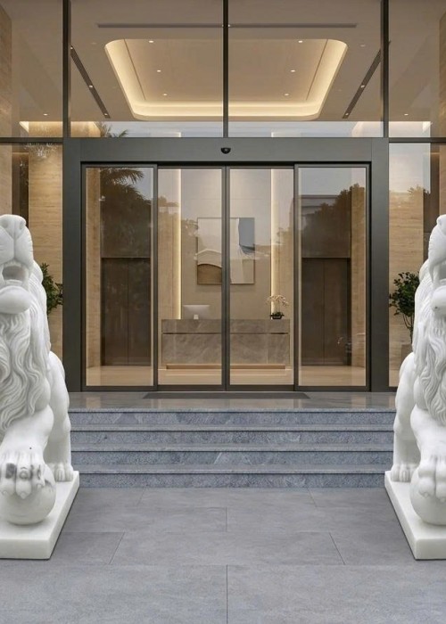 Cặp tượng Sư Tử Hướng Thiên bằng đá trắng tự nhiên nguyên khối, cao 1,08m T526